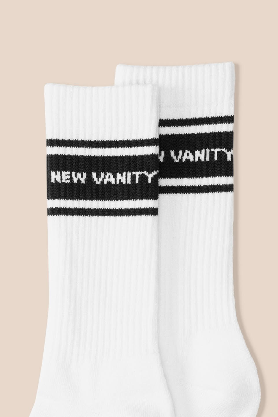 New Vanity Contrast Striped Logo Socks